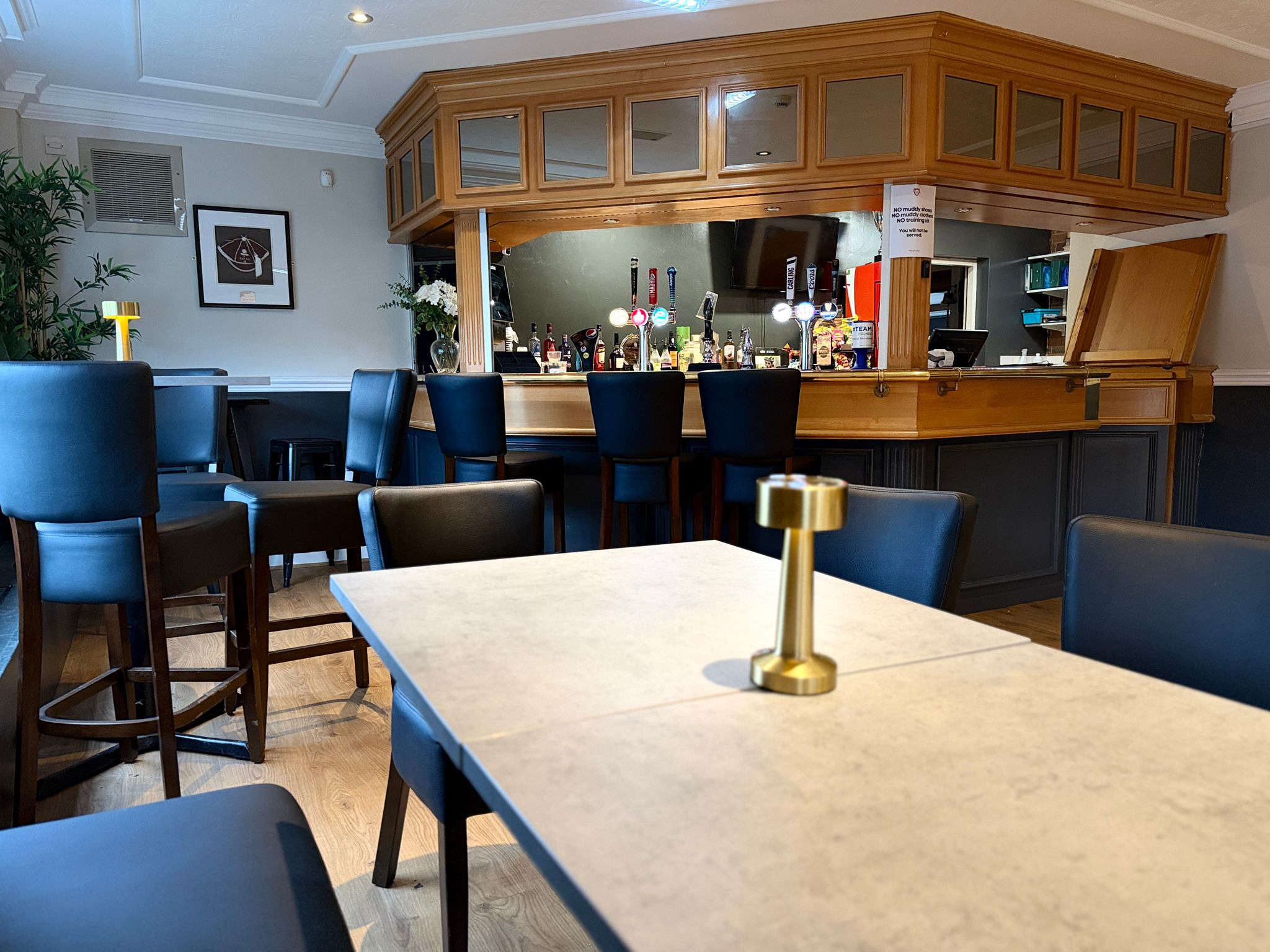 Lounge 2